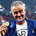 PSG ra quyết định lịch sử với HLV Enrique